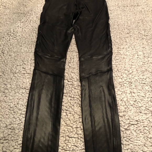 Spanx Faux Leather Moto Leggings size XS - Picture 6 of 6
